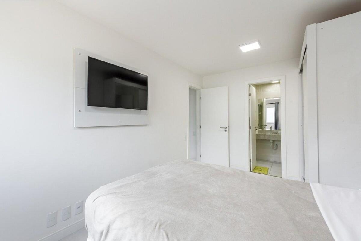 Golden Apartment *